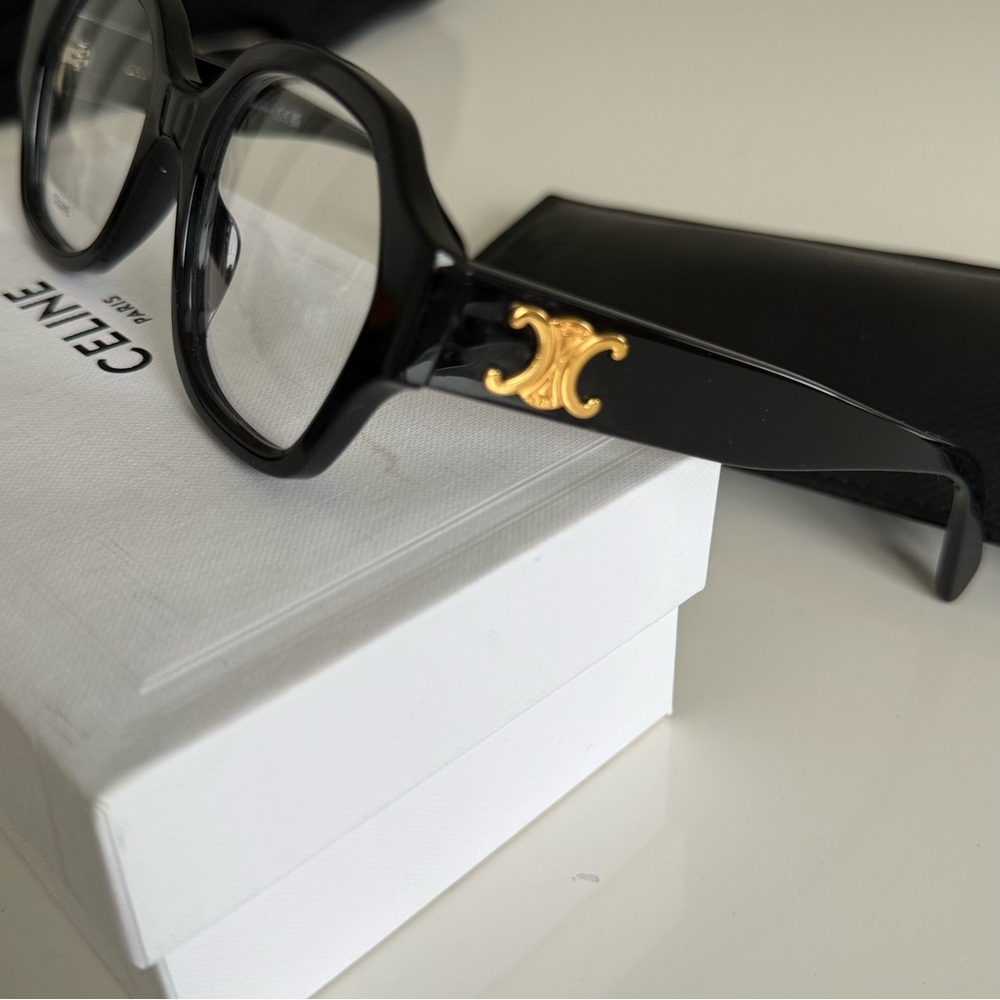 Celine Triomphe Glossy Black Eyewear with Case - Picture 3 of 5